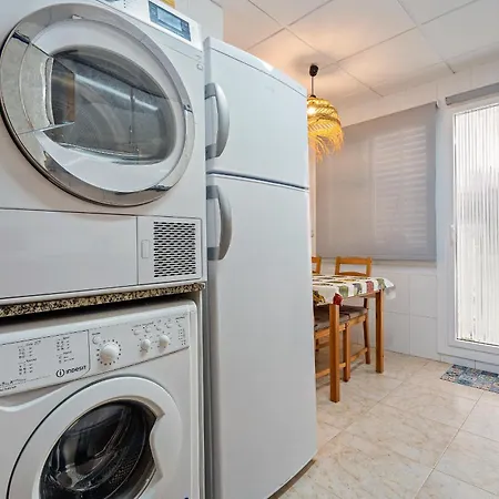 Hauzify I Miramar Apartman *